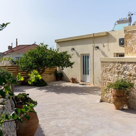Eliana'S Stone House Daire Benoudhiana Dış mekan fotoğraf