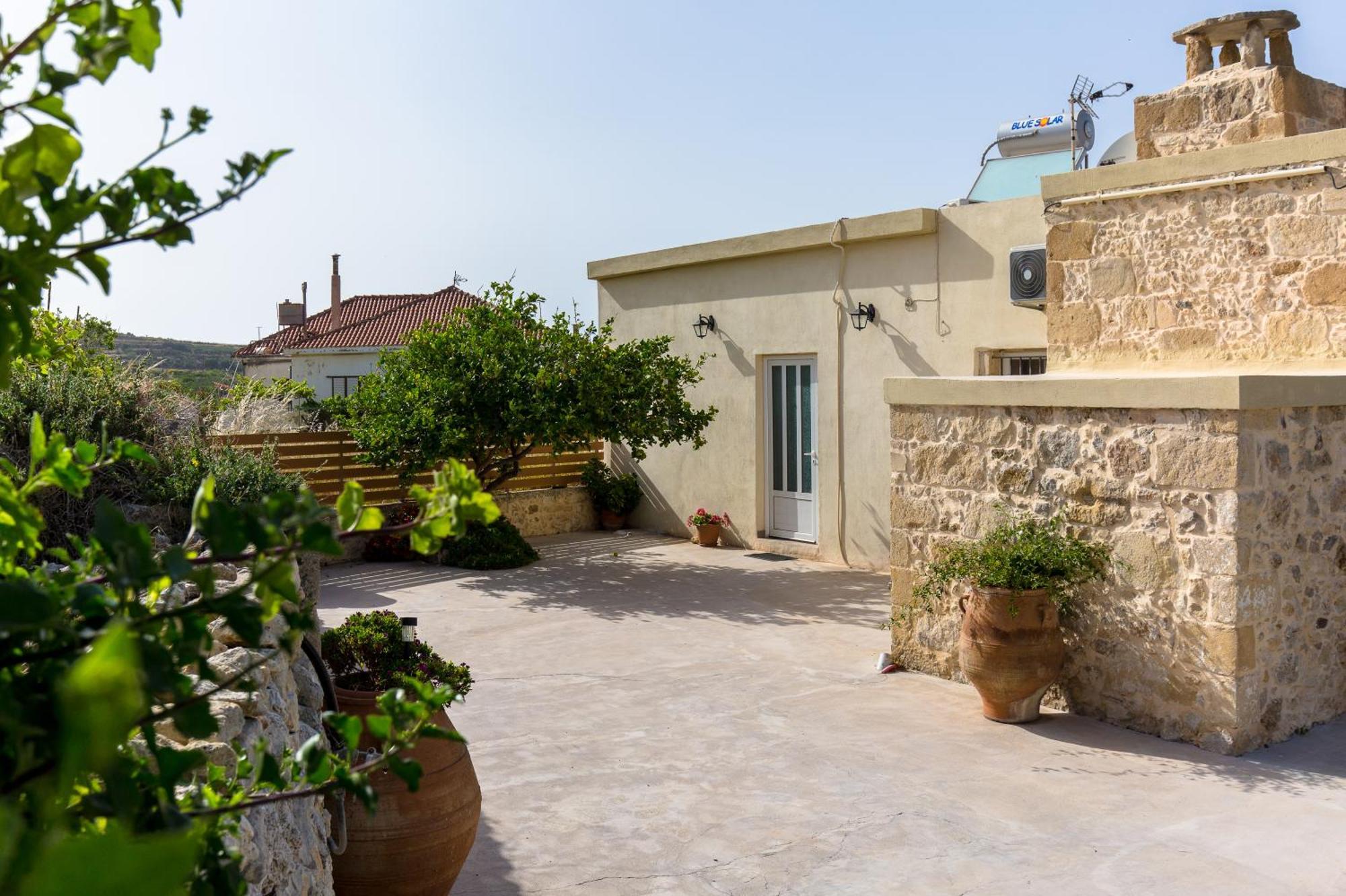 Eliana'S Stone House Daire Benoudhiana Dış mekan fotoğraf